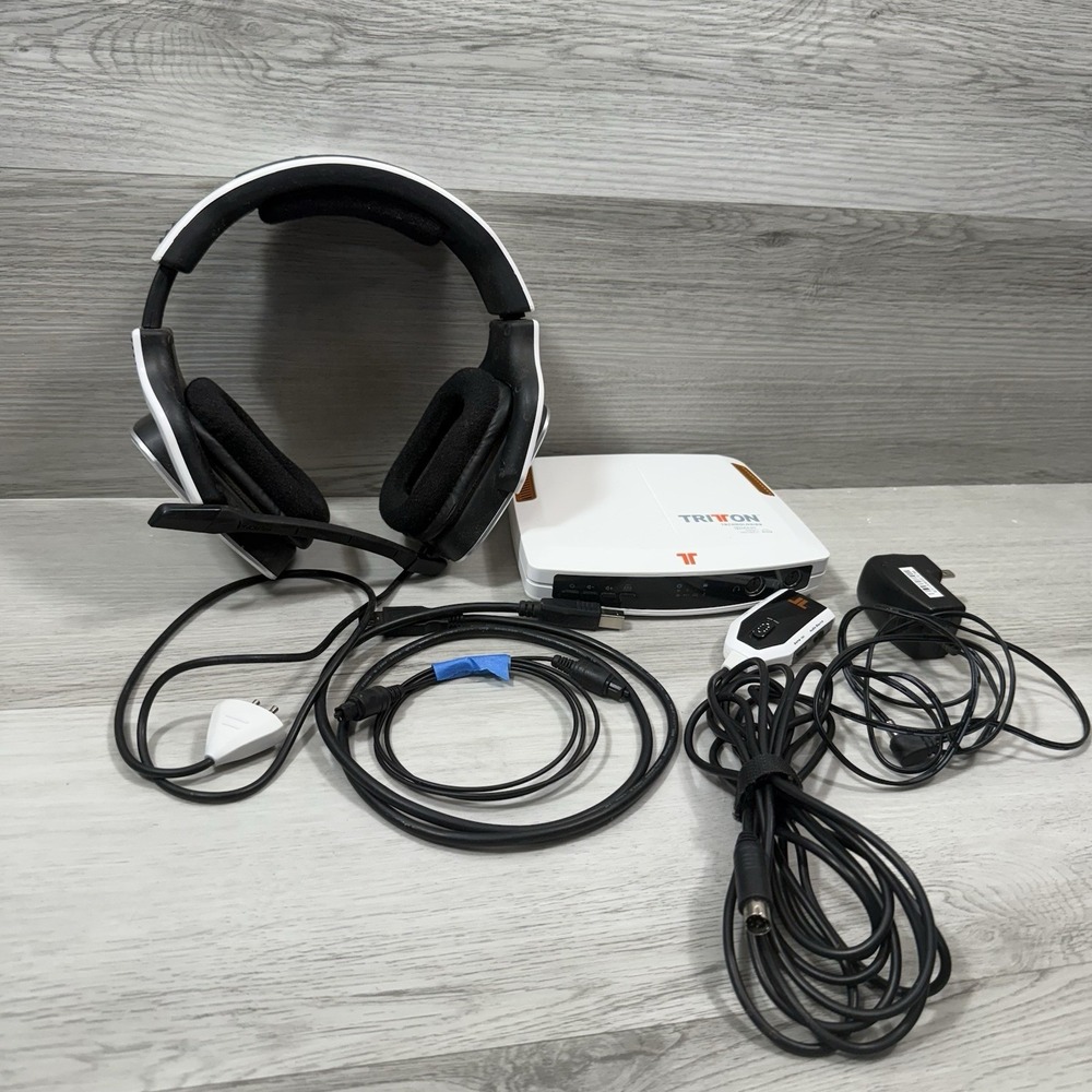 Tritton AX 720 Prologic II Gaming Headset White, Dual Earpiece,3.5mm Boom Mic